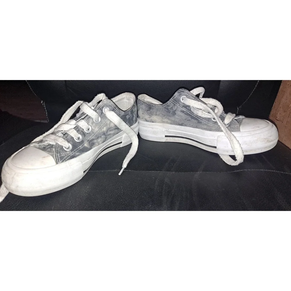 Wonder Nation Memory Foam Girls Shoes Size 2